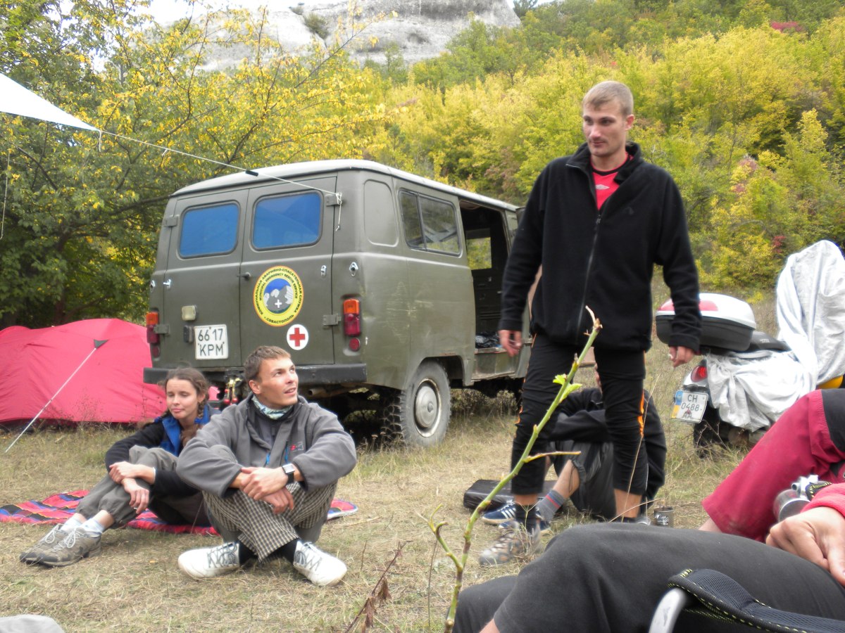 Саша Столяров предлагает что-то во весь рост