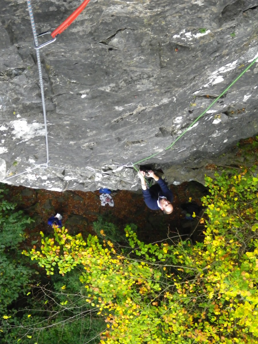 Alec Williams секондит