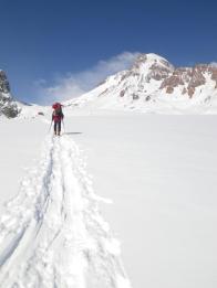 Подъём на лыжах по Гергетском леднику