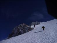 Подъём с седловины Казбека на вершину