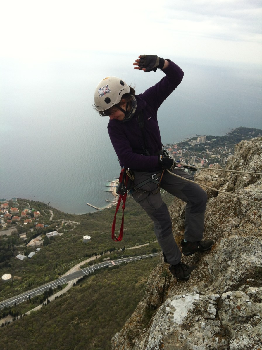 Евгения Алексеева за работой высотного фотографа