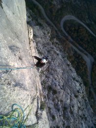 Вова Одоев жумарит четвёртую верёвку