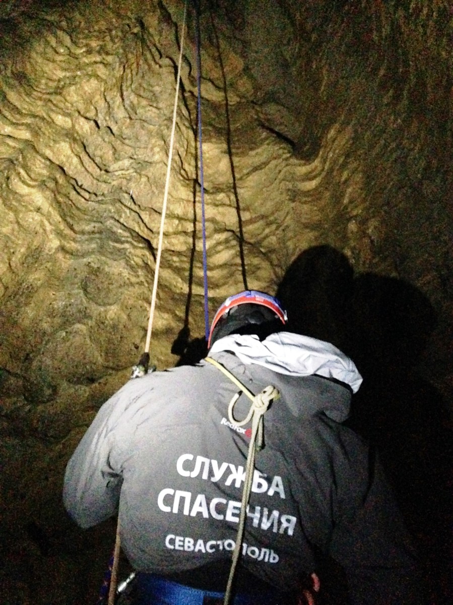 На дне третьего 42-метрового колодца