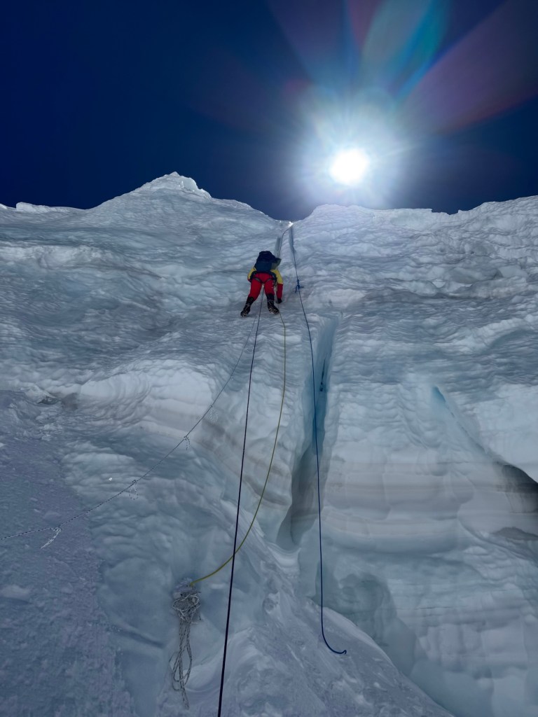 Нависающая стенка по пути к Л3